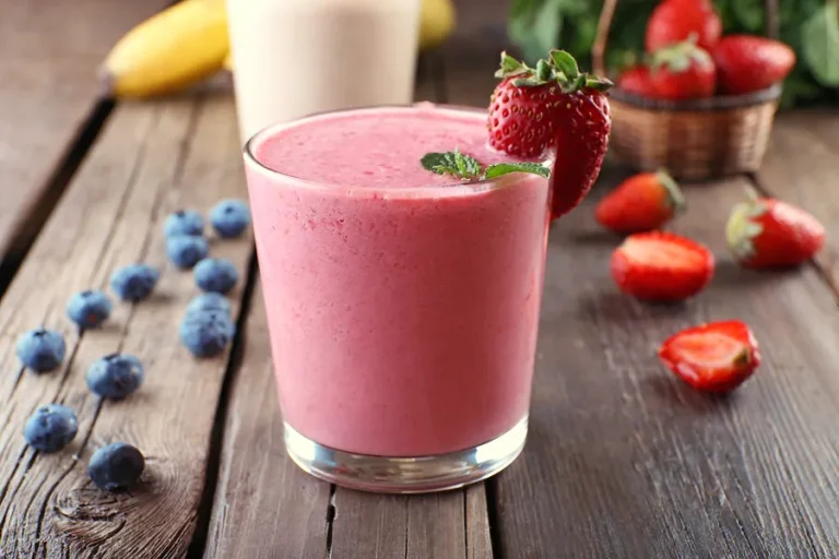 In-N-Out Shakes Menu With Prices 2026 Updated List 4 In-N-Out Strawberry Shake
